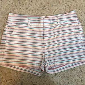 GAP women’s khaki cotton shorts